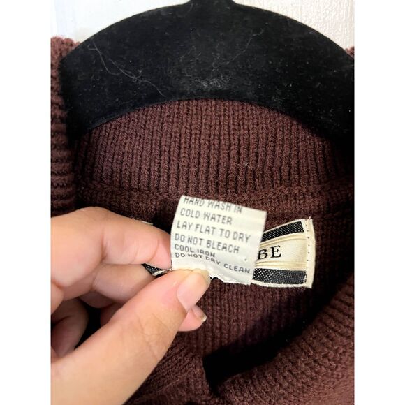 Vintage Crystal Kobe Embroidered Autumn Leaves Cardigan Sweater Size Small - Picture 4 of 6